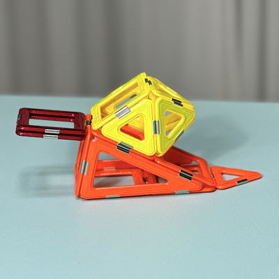 Magnetic Tile Assembly Dengan Bentuk Serbaguna Untuk Hewan Dan Tanaman Siput Kecil