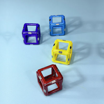 Anak-anak belajar 3D Magnetic Construction Blocks / Magnetic Building Tiles